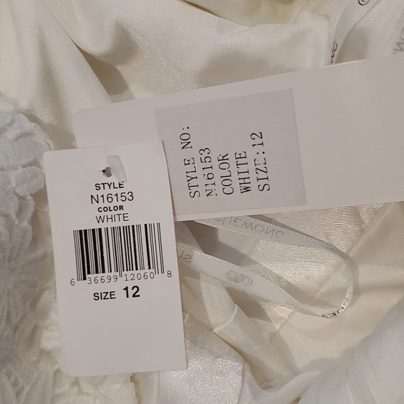 NEW Sue Wong Lace Open Back Dress Size 12 - Picture 7 of 16